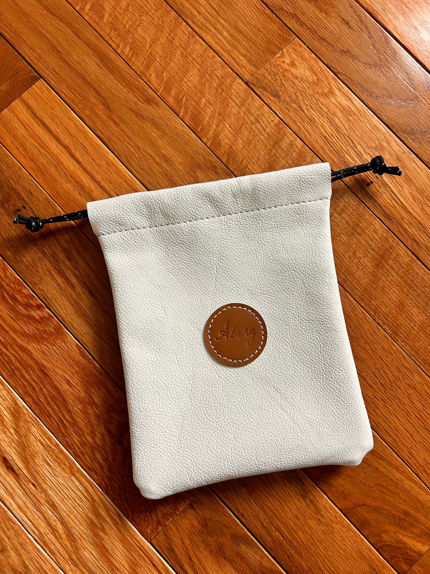 Valuables Pouch - White/Black