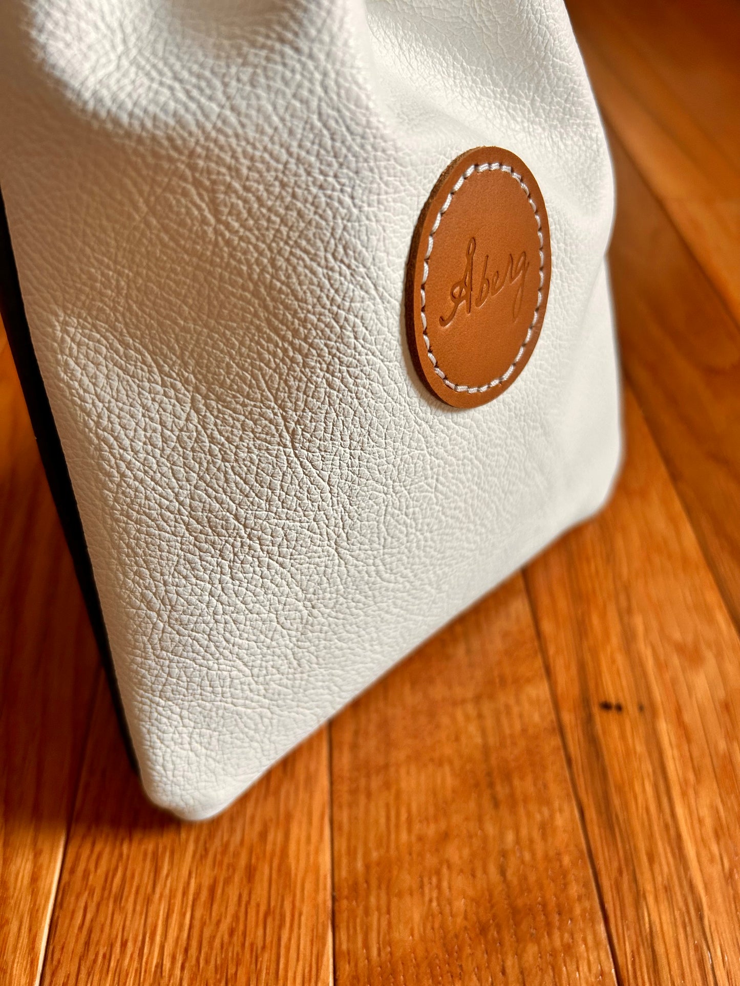 Valuables Pouch - White/Black